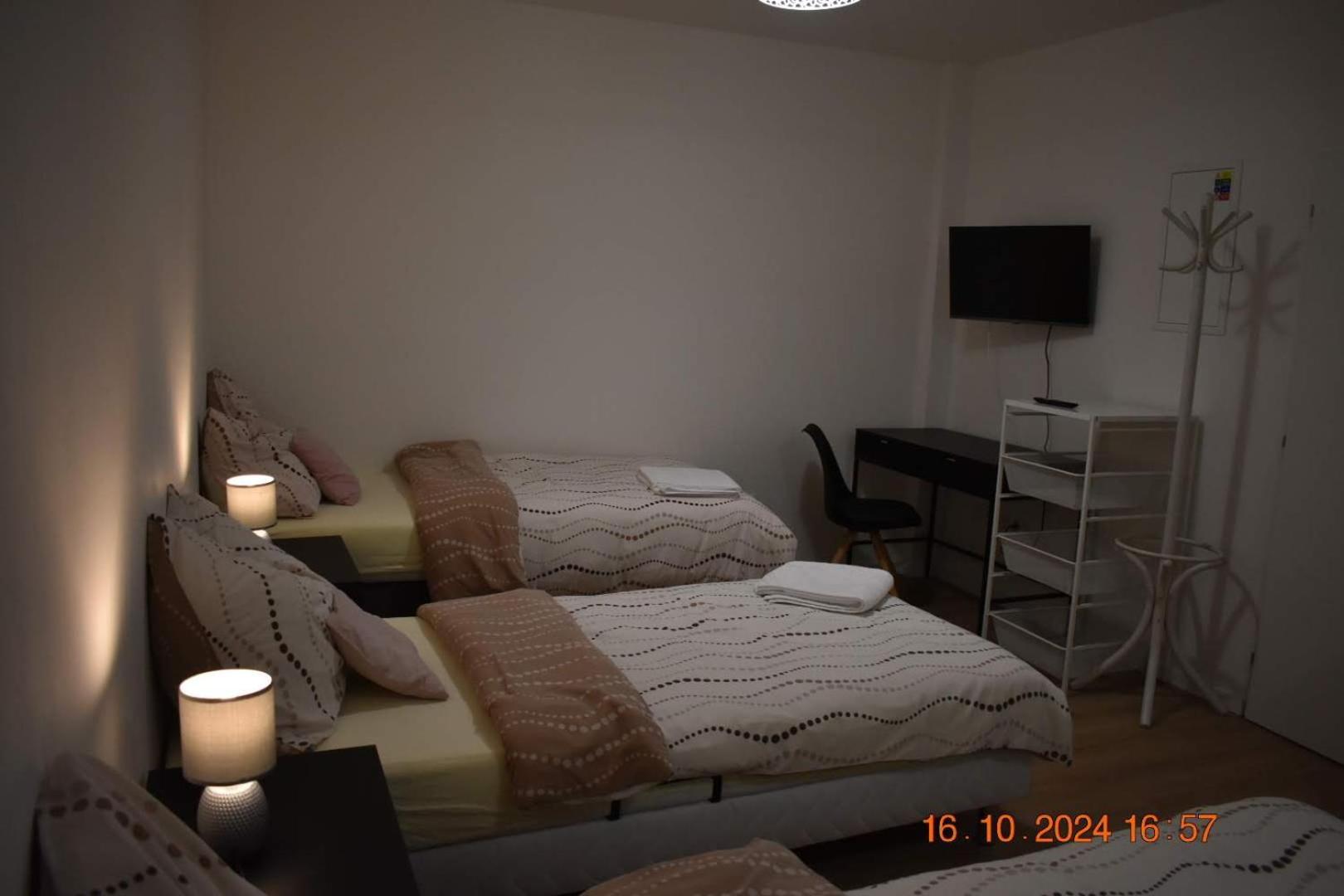 Отель Flynnhouse Аш Экстерьер фото