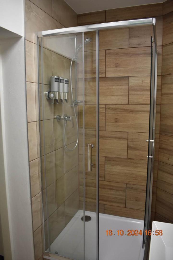 Отель Flynnhouse Аш Экстерьер фото